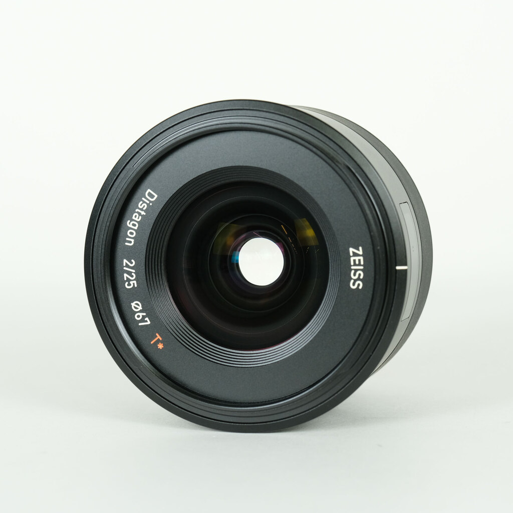 Carl Zeiss Batis 2/25 [ソニーE用]の出品 | ONE SCENE（ワンシーン）