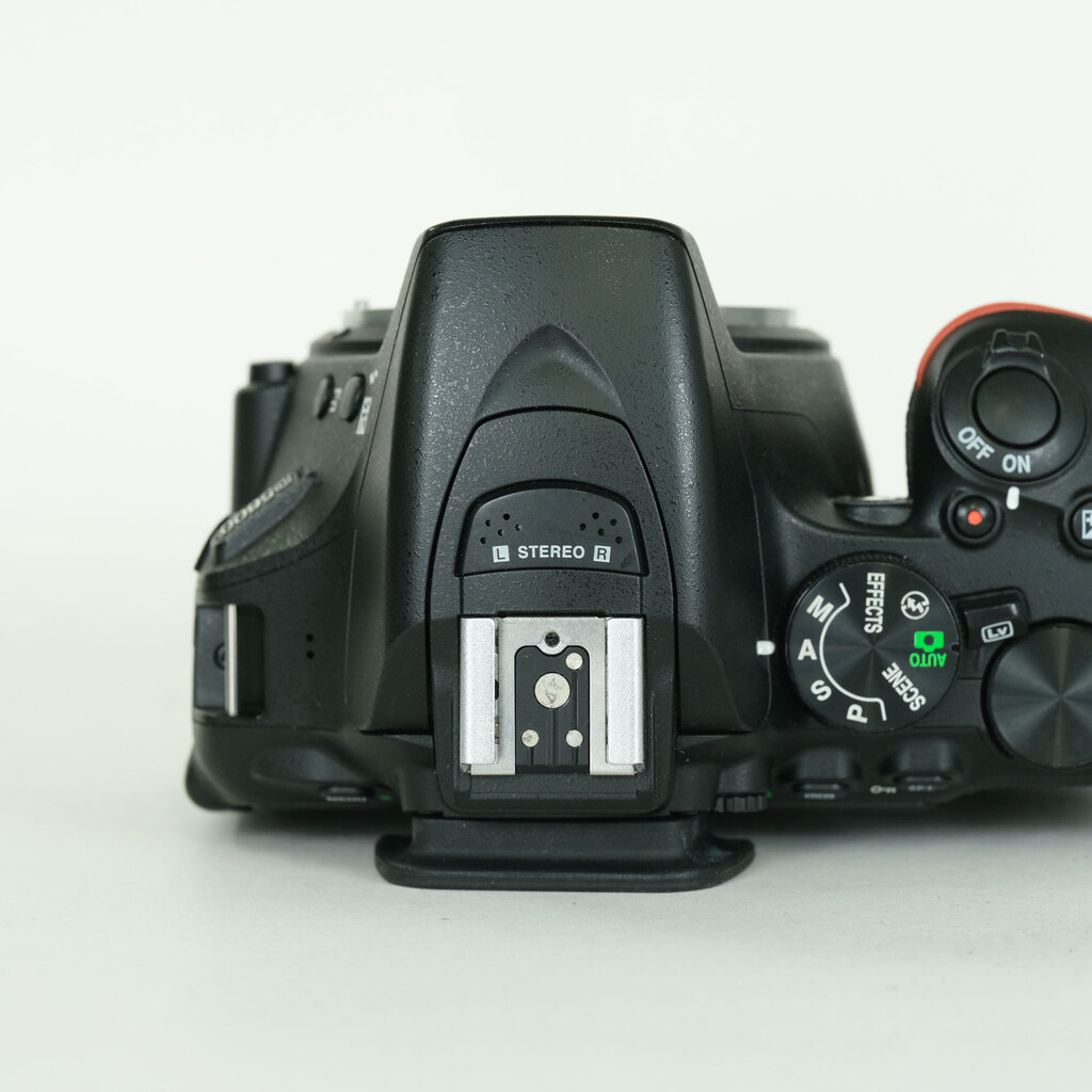 Nikon D5600