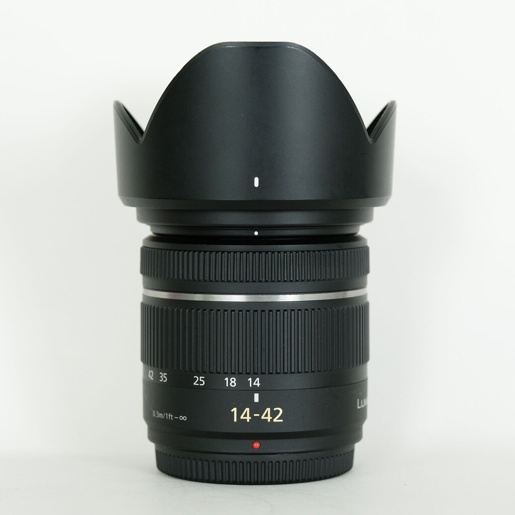 Panasonic LUMIX G VARIO 14-42mm F3.5-5.6 ASPH./MEGA O.I.S.