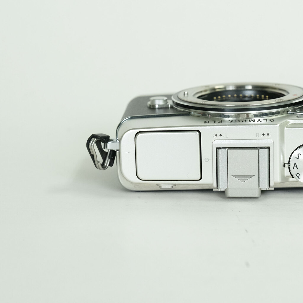 OLYMPUS PEN E-P5 ボディ シルバー OLYMPUS PEN E-P5 ボディ シルバー