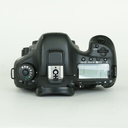 Canon EOS 7D Mark II Canon EOS 7D Mark II