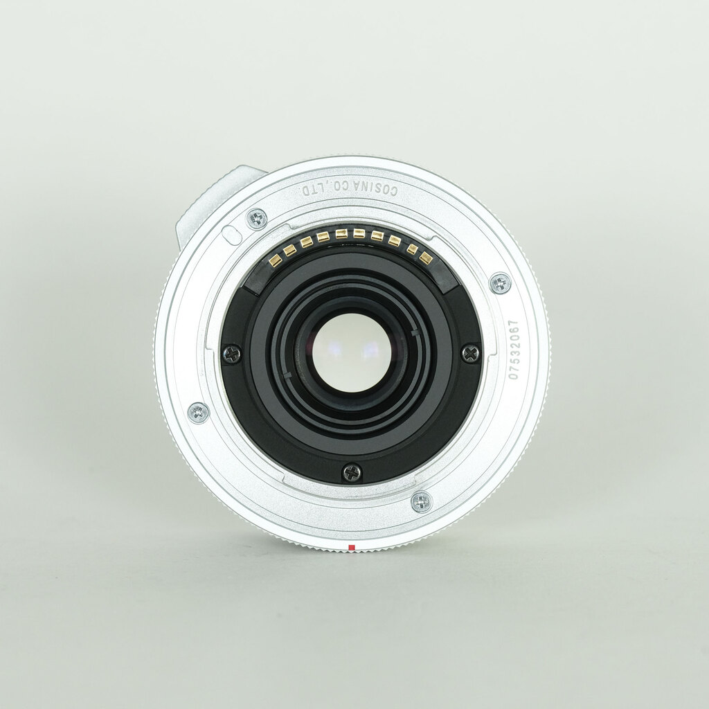 Voigtlander ULTRON 27mm F2 X-mount(フジフイルムX用) シルバー Voigtlander ULTRON 27mm F2 X-mount(フジフイルムX用) シルバー