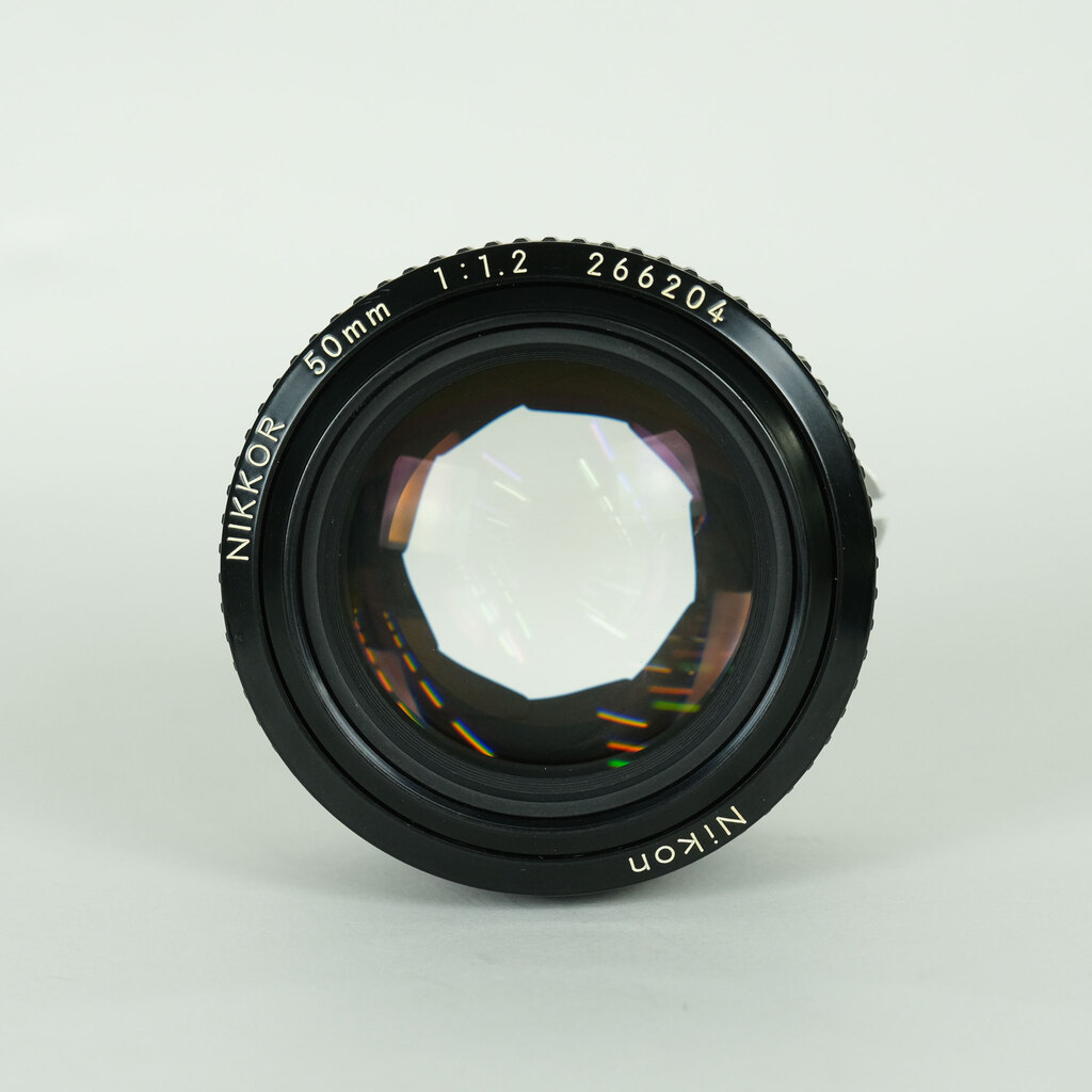 Nikon Ai Nikkor 50mm F1.2Sの出品 | ONE SCENE（ワンシーン）