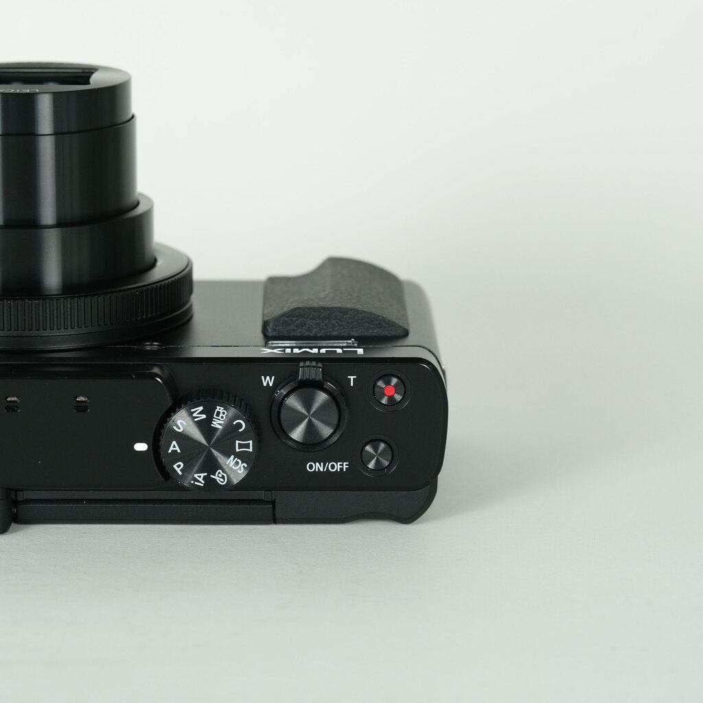 Panasonic LUMIX DC-TZ95D ブラック