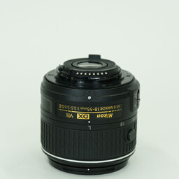 Nikon AF-S DX NIKKOR 18-55mm f3.5-5.6G VR II