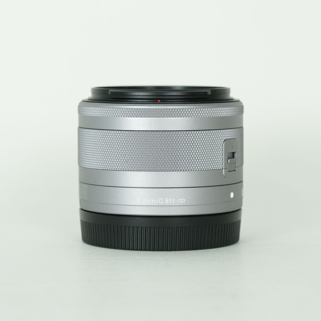 Canon EF-M15-45mm F3.5-6.3 IS STM [�V���o�[]