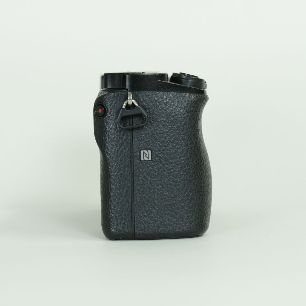 SONY α6000（ILCE-6000）