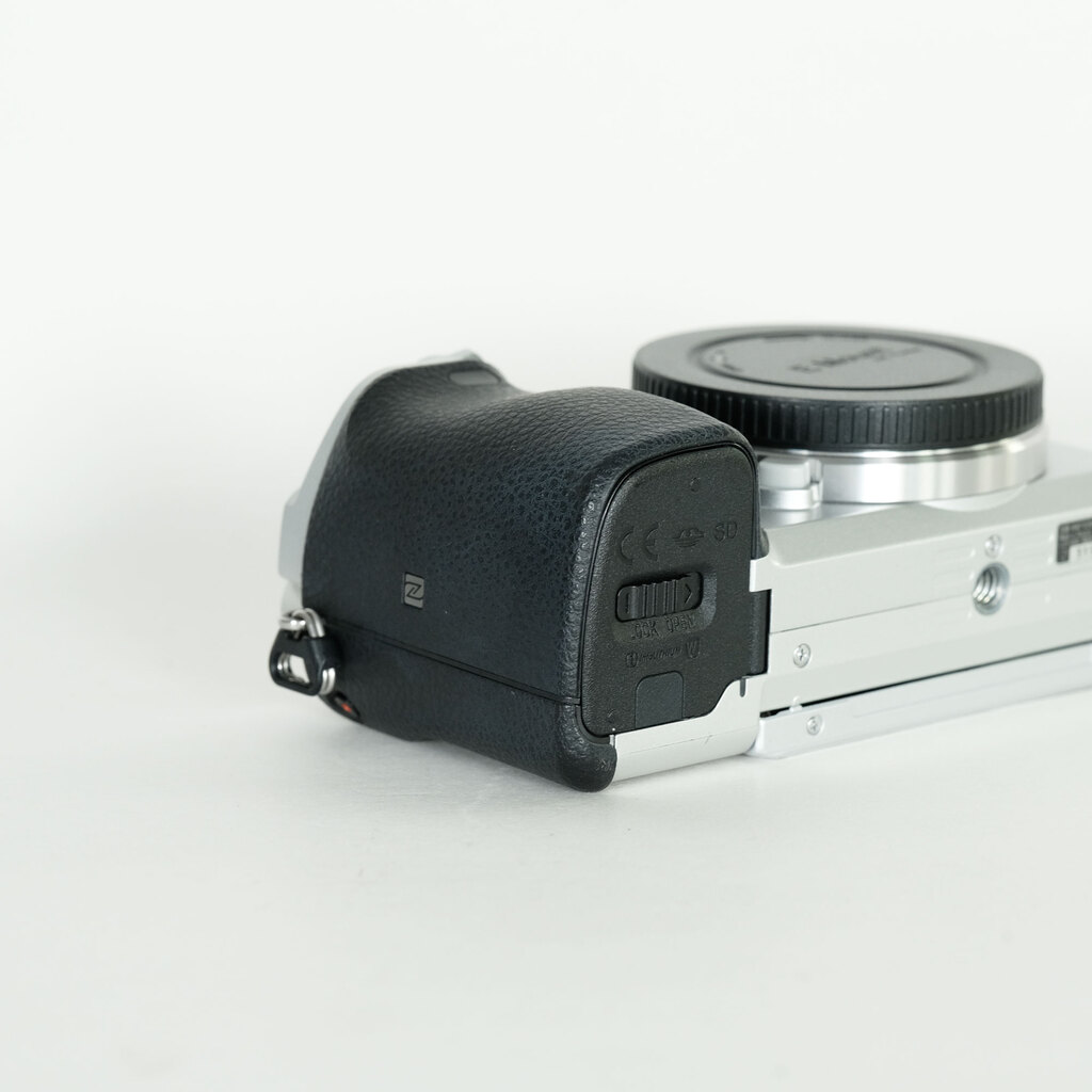 SONY α6400（ILCE-6400）