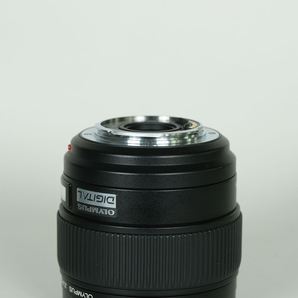 OLYMPUS ZUIKO DIGITAL ED 8mm F3.5 Fisheye