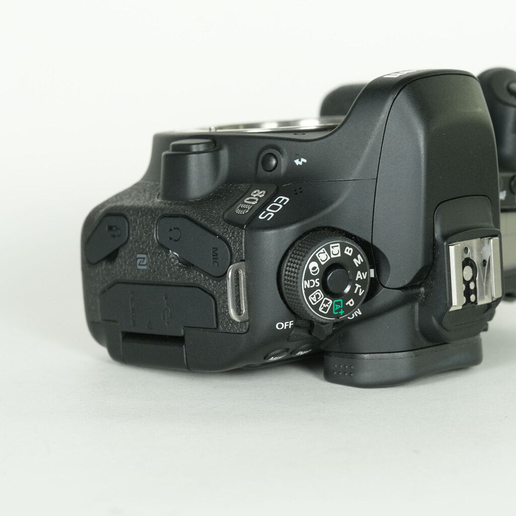 Canon EOS 80D Canon EOS 80D