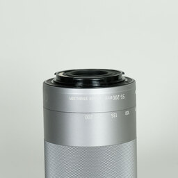 Canon EF-M55-200mm F4.5-6.3 IS STM シルバー