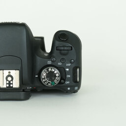 Canon EOS Kiss X9i