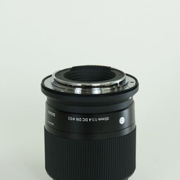SIGMA 30mm F1.4 DC DN｜Contemporary [キヤノンRF用]