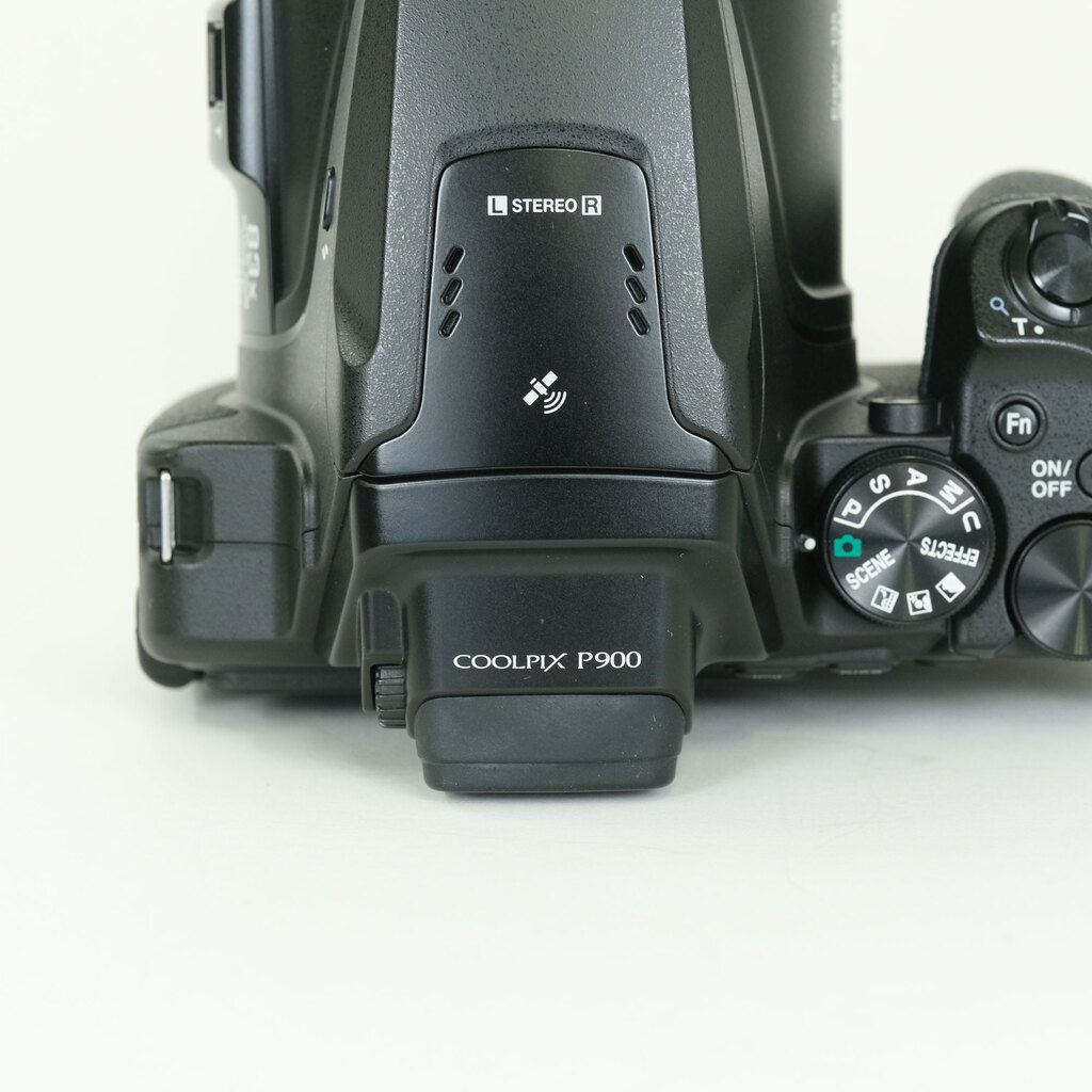 Nikon COOLPIX P900