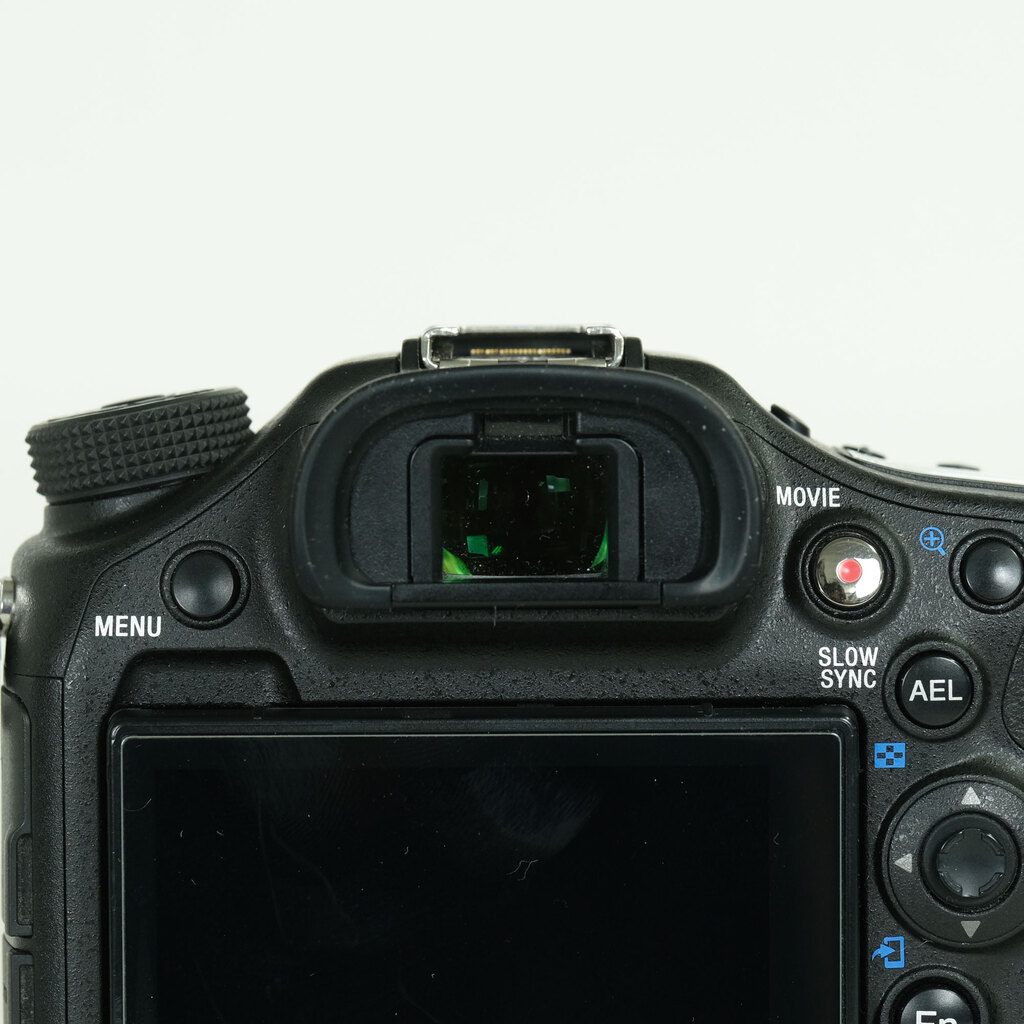 SONY α99II（ILCA-99M2）