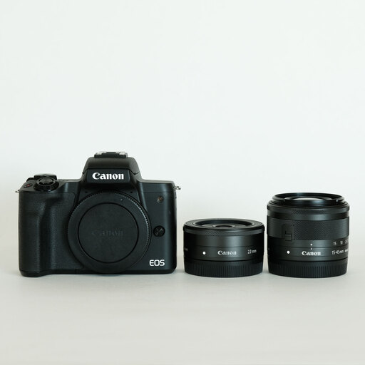 Canon EOS Kiss M Canon EOS Kiss M