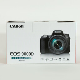 Canon EOS 9000D