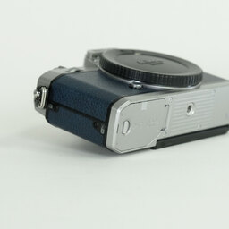 Nikon Z fc ボディ シルバー プレミアムエクステリア張替済み