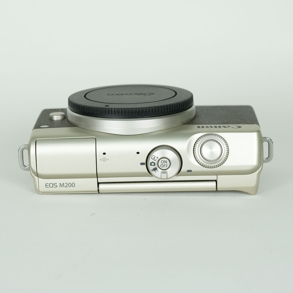 Canon EOS M200 ボディ リミテッドゴールドの出品 | ONE SCENE（ワン