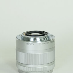 Panasonic LUMIX G VARIO 35-100mm / F4.0-5.6 ASPH. / MEGA O.I.S.