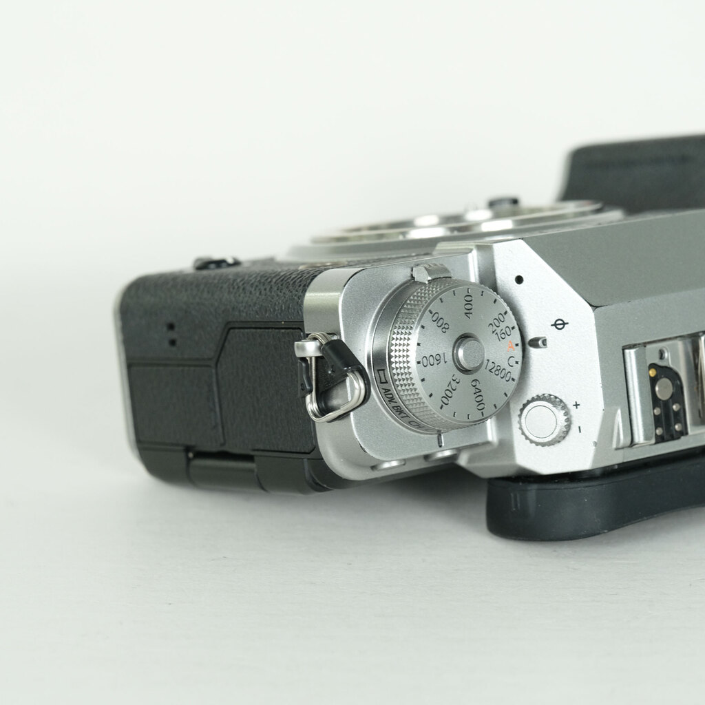 FUJIFILM X-T4 FUJIFILM X-T4
