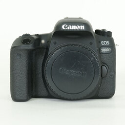 Canon EOS 9000D