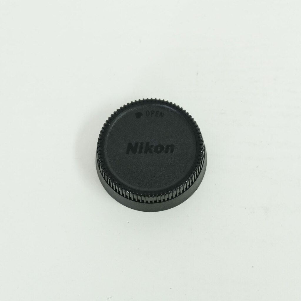 Nikon AF-S DX VR Zoom-Nikkor 18-200mm F3.5-5.6G IF-ED