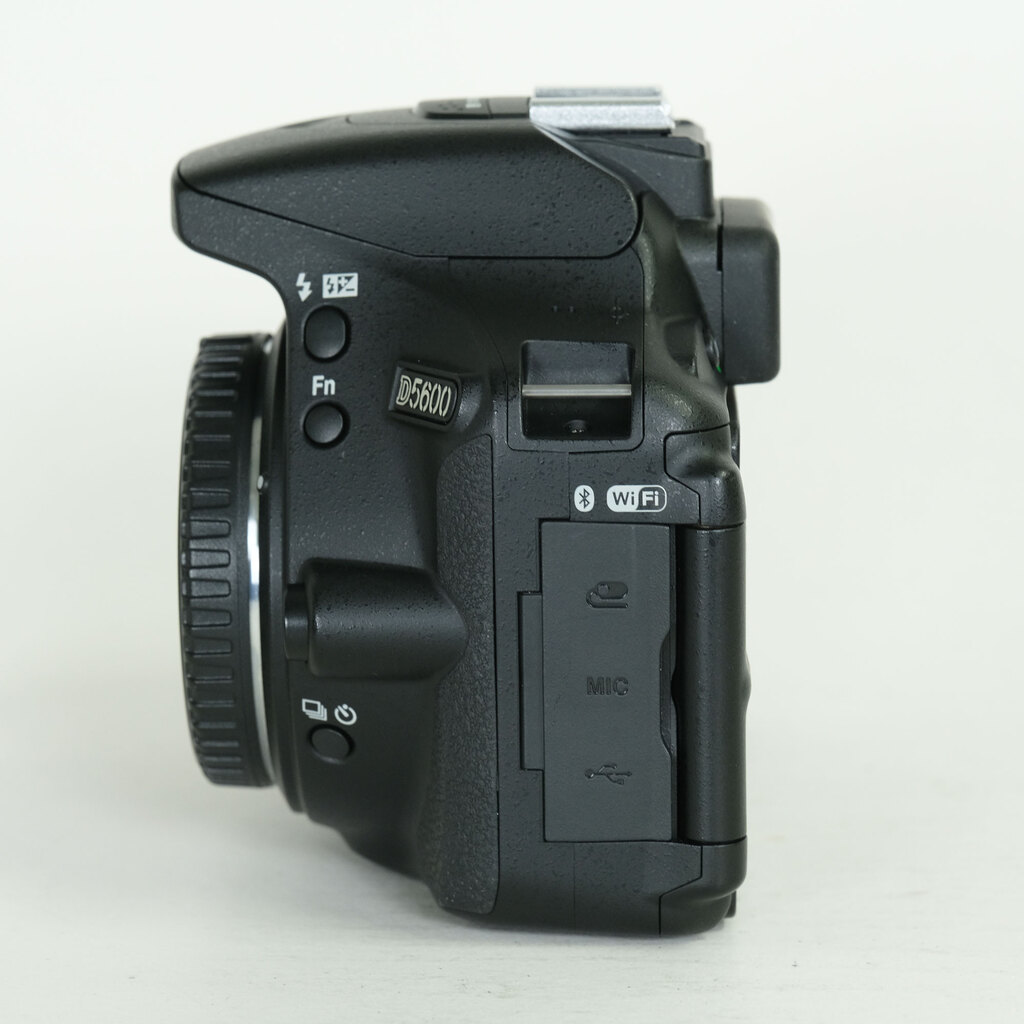 Nikon D5600