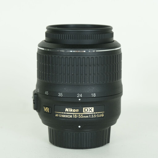 Nikon AF-S DX NIKKOR 18-55mm F3.5-5.6 G VR