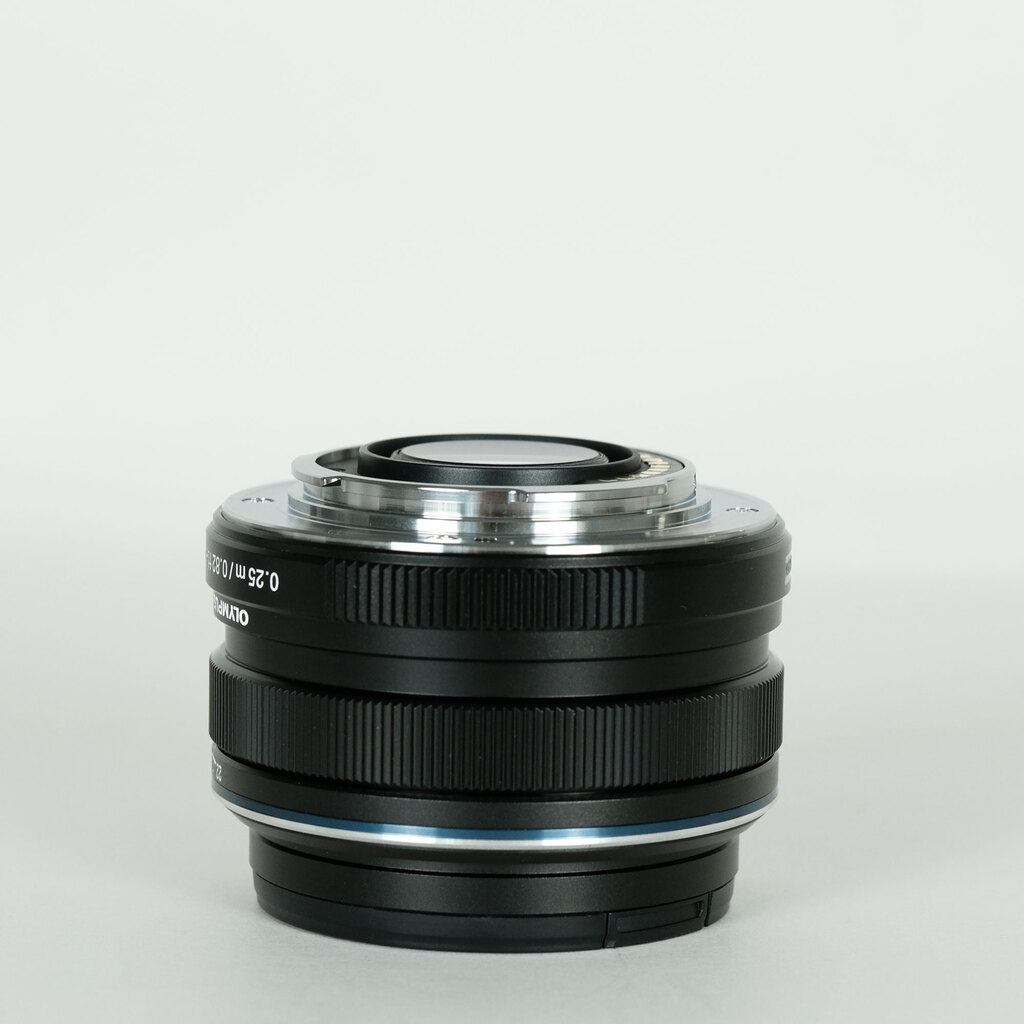 OLYMPUS M.ZUIKO DIGITAL 17mm F1.8