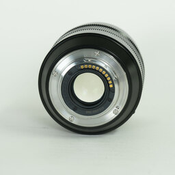 Panasonic LEICA DG NOCTICRON 42.5mm / F1.2 ASPH. / POWER O.I.S.