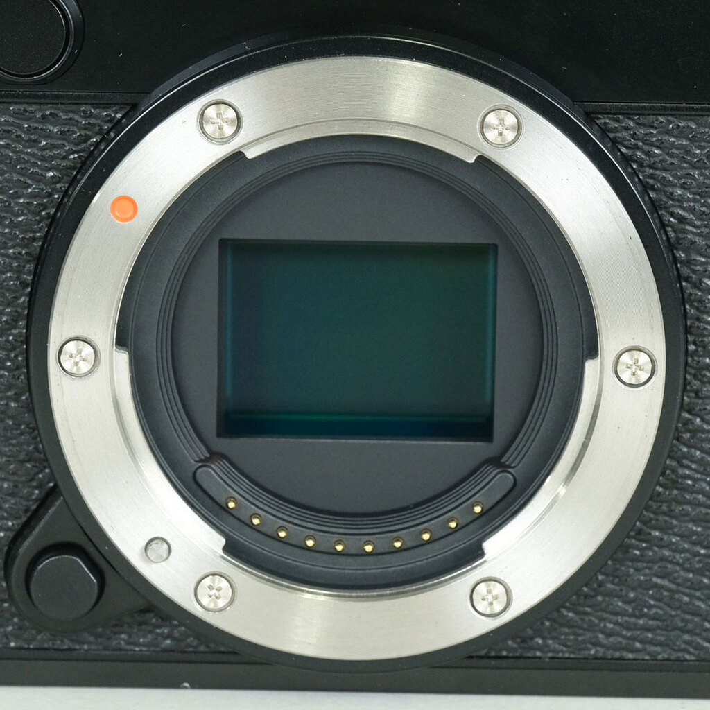 FUJIFILM X-E5