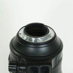 Nikon AF-S NIKKOR 200-500mm f/5.6E ED VR Nikon AF-S NIKKOR 200-500mm f/5.6E ED VR