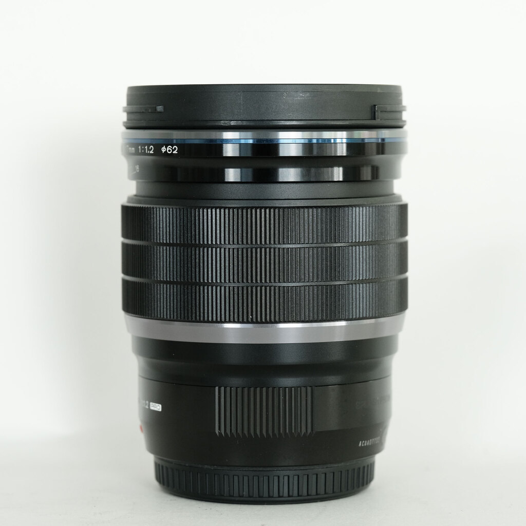 OLYMPUS M.ZUIKO DIGITAL ED 17mm F1.2 PRO