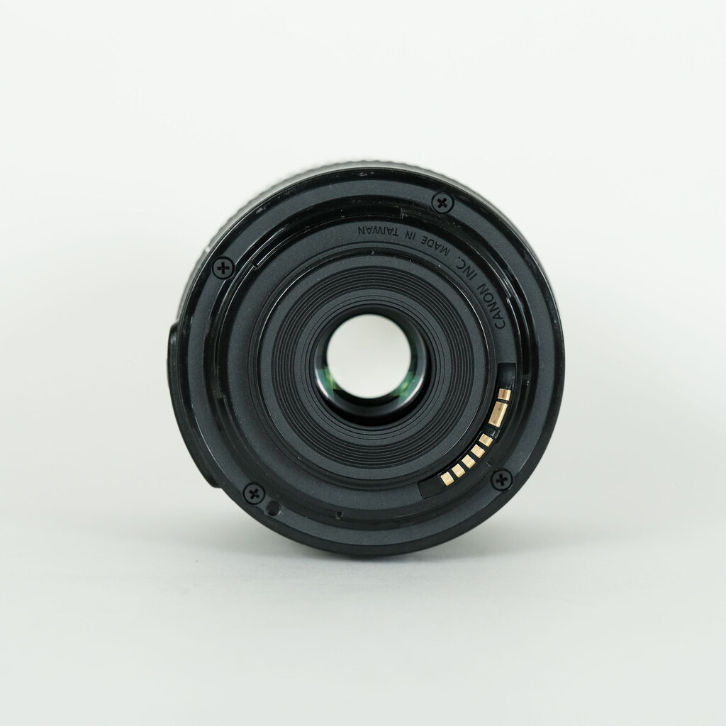 Canon EF-S18-55mm F3.5-5.6 IS STM