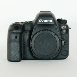 Canon EOS 6D Mark II