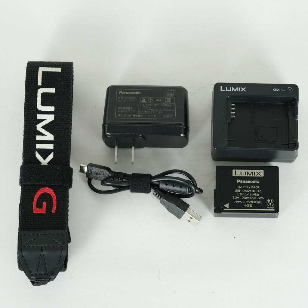 Panasonic LUMIX DC-G99 Panasonic LUMIX DC-G99