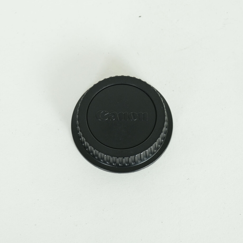 Canon EF-S10-18mm F4.5-5.6 IS STM