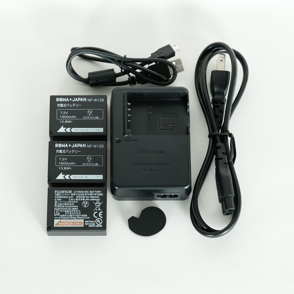 FUJIFILM X100F シルバー FUJIFILM X100F シルバー