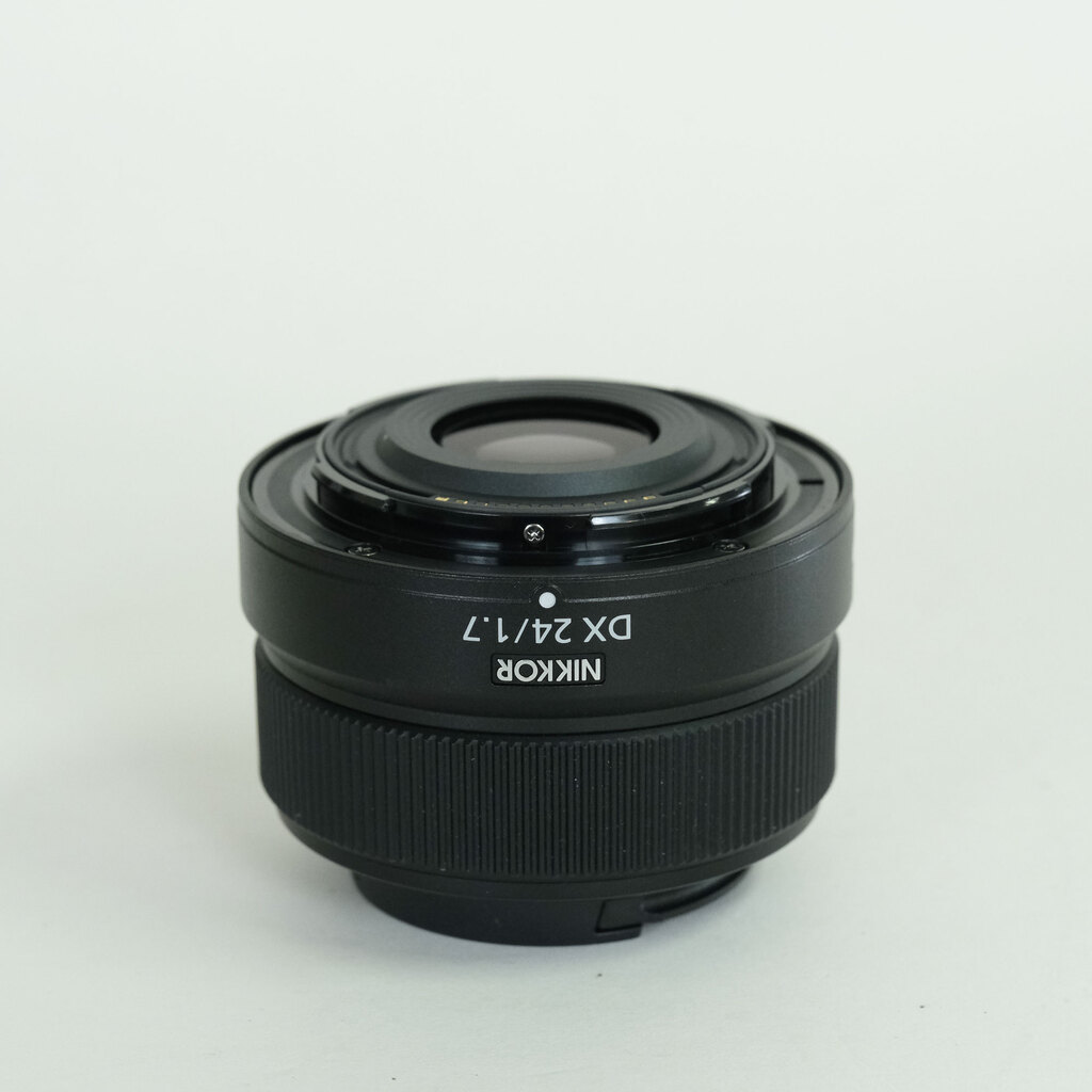 Nikon NIKKOR Z DX 24mm f/1.7