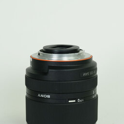 SONY DT 18-135mm F3.5-5.6 SAM SAL18135