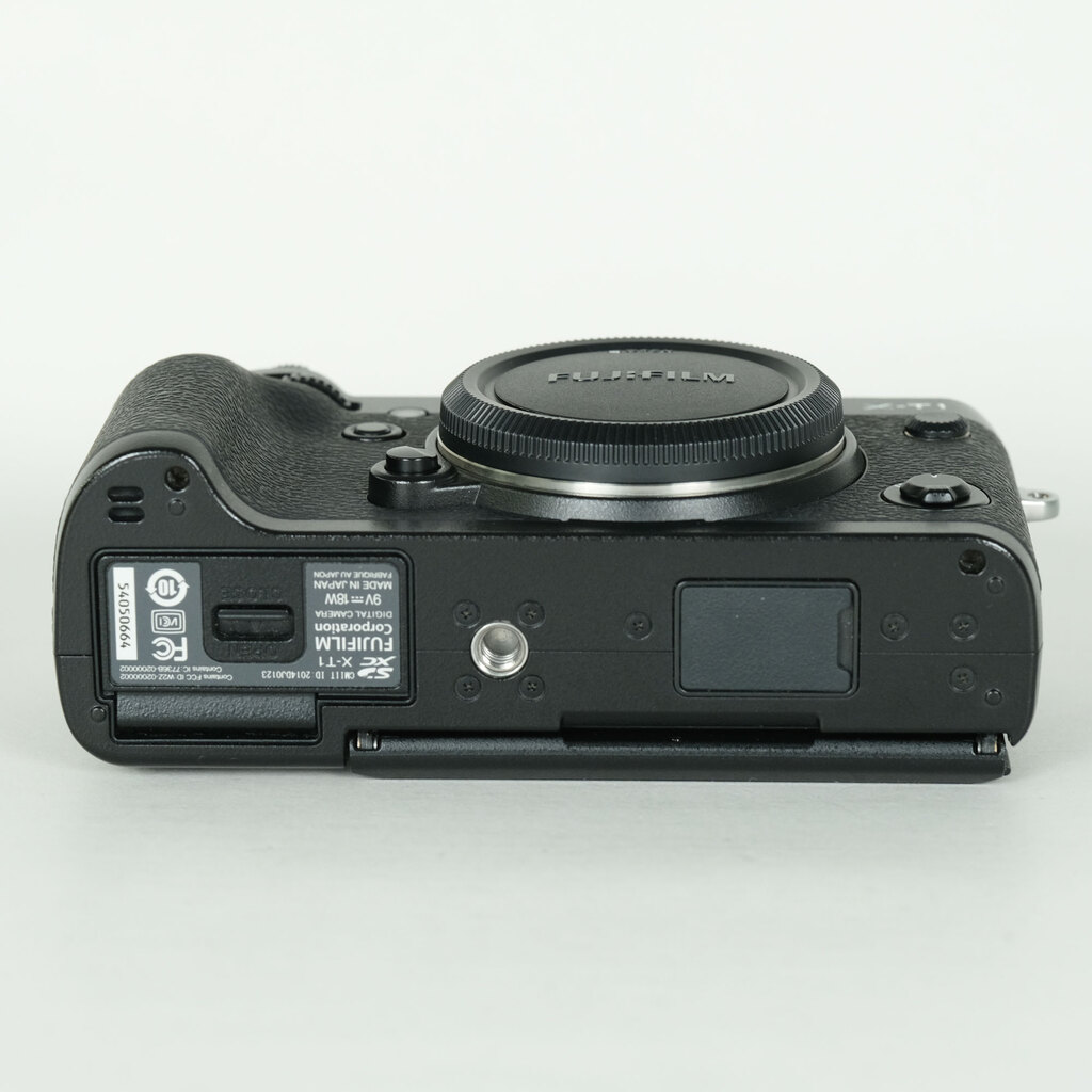 FUJIFILM X-T1 FUJIFILM X-T1