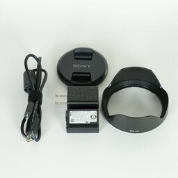 SONY Cyber-shot DSC-RX10M3