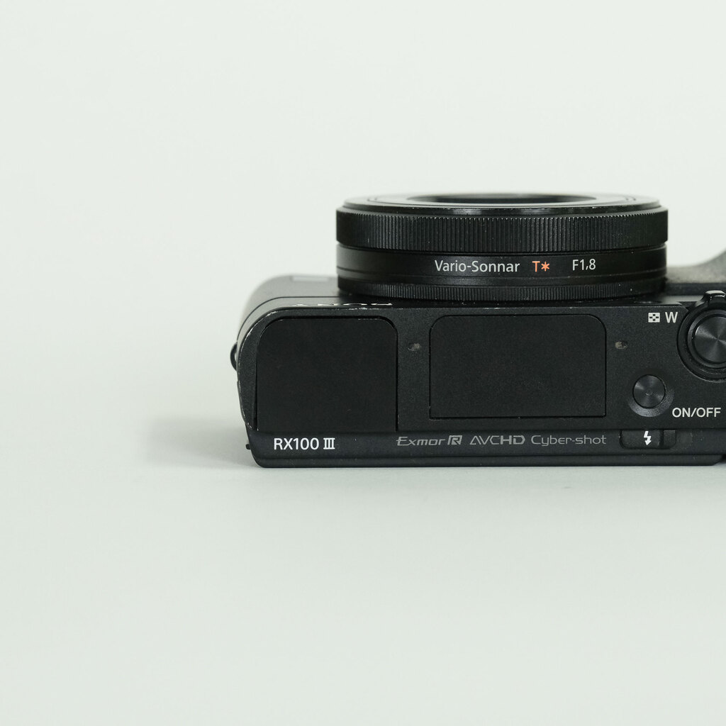SONY Cyber-shot DSC-RX100M3