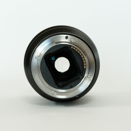 SONY FE 90mm F2.8 Macro G OSS SEL90M28G