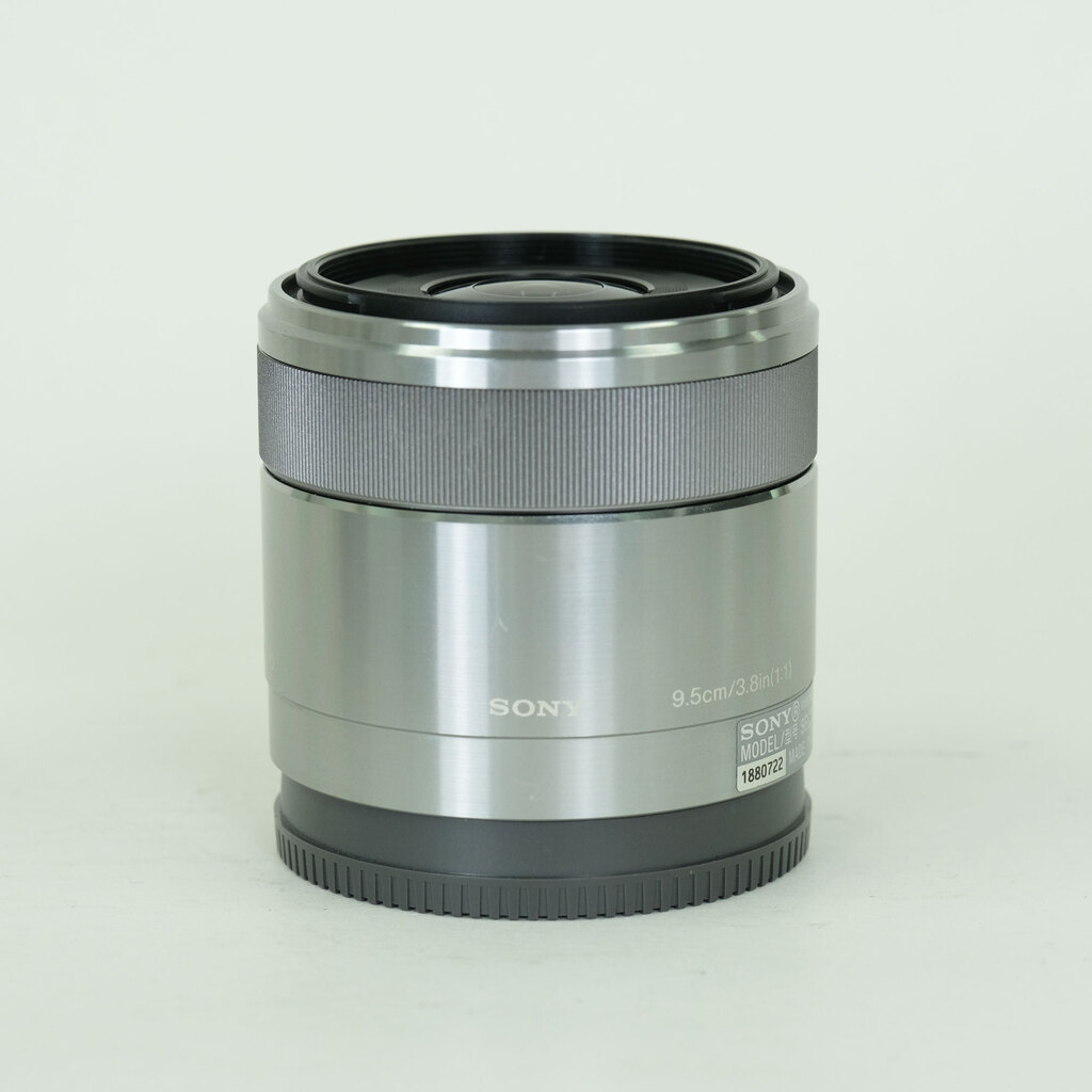 SONY E 30mm F3.5 Macro SEL30M35