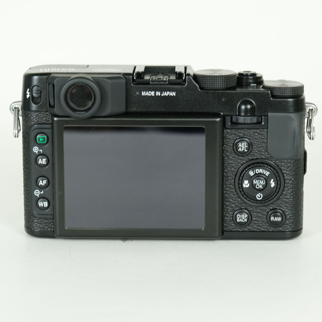 FUJIFILM X10 ブラック