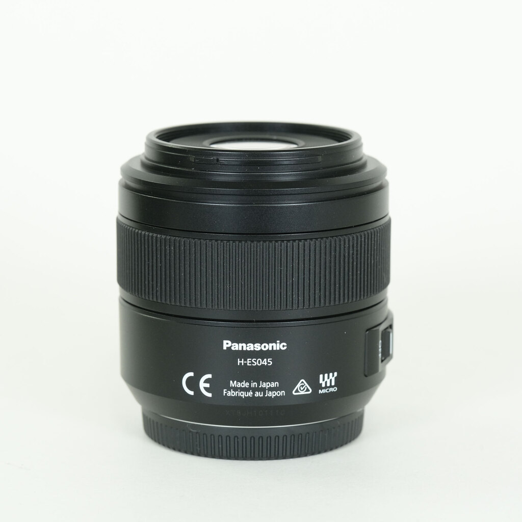 Panasonic LEICA DG MACRO-ELMARIT 45mm F2.8 ASPH. MEGA O.I.S.