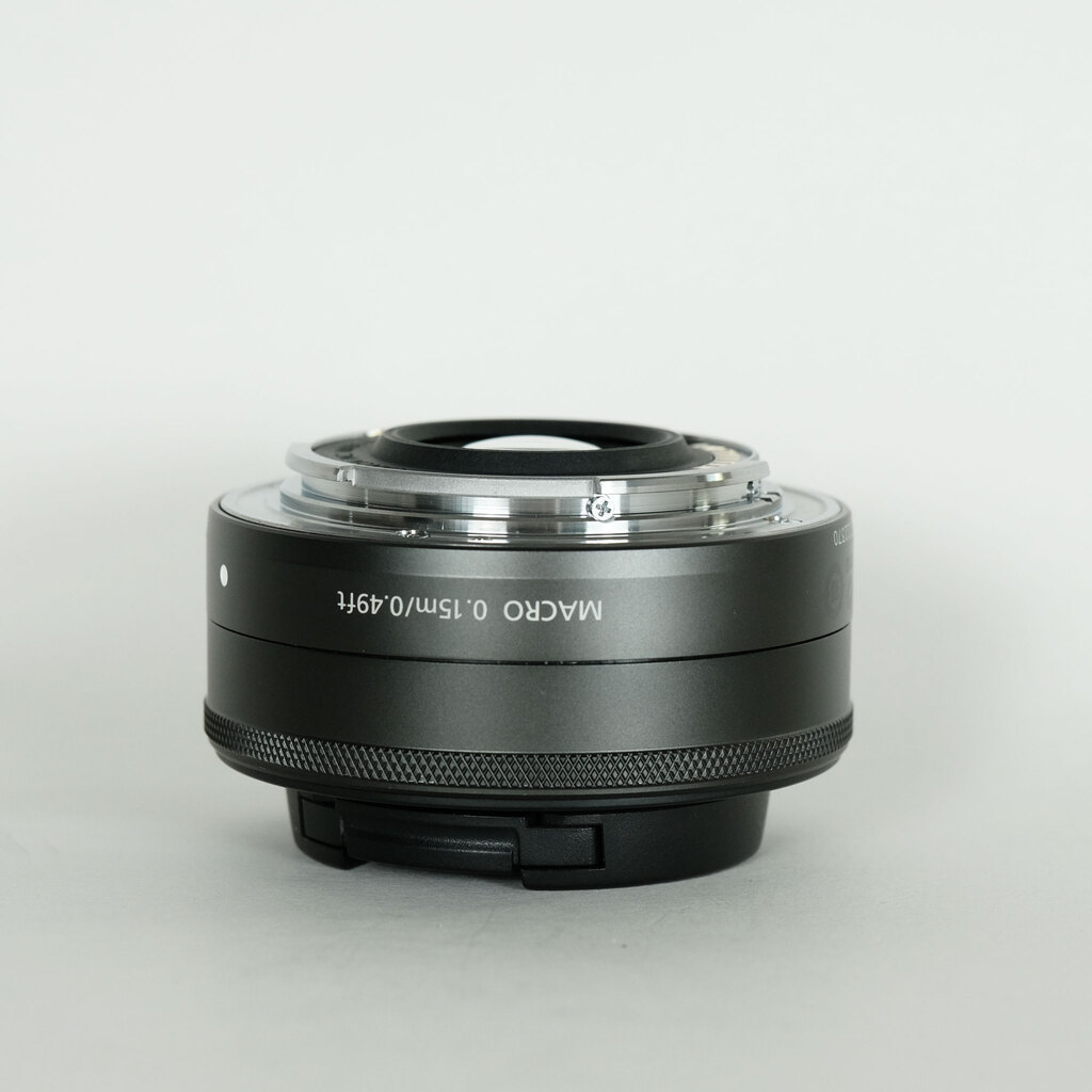 Canon EF-M22mm F2 STM Canon EF-M22mm F2 STM