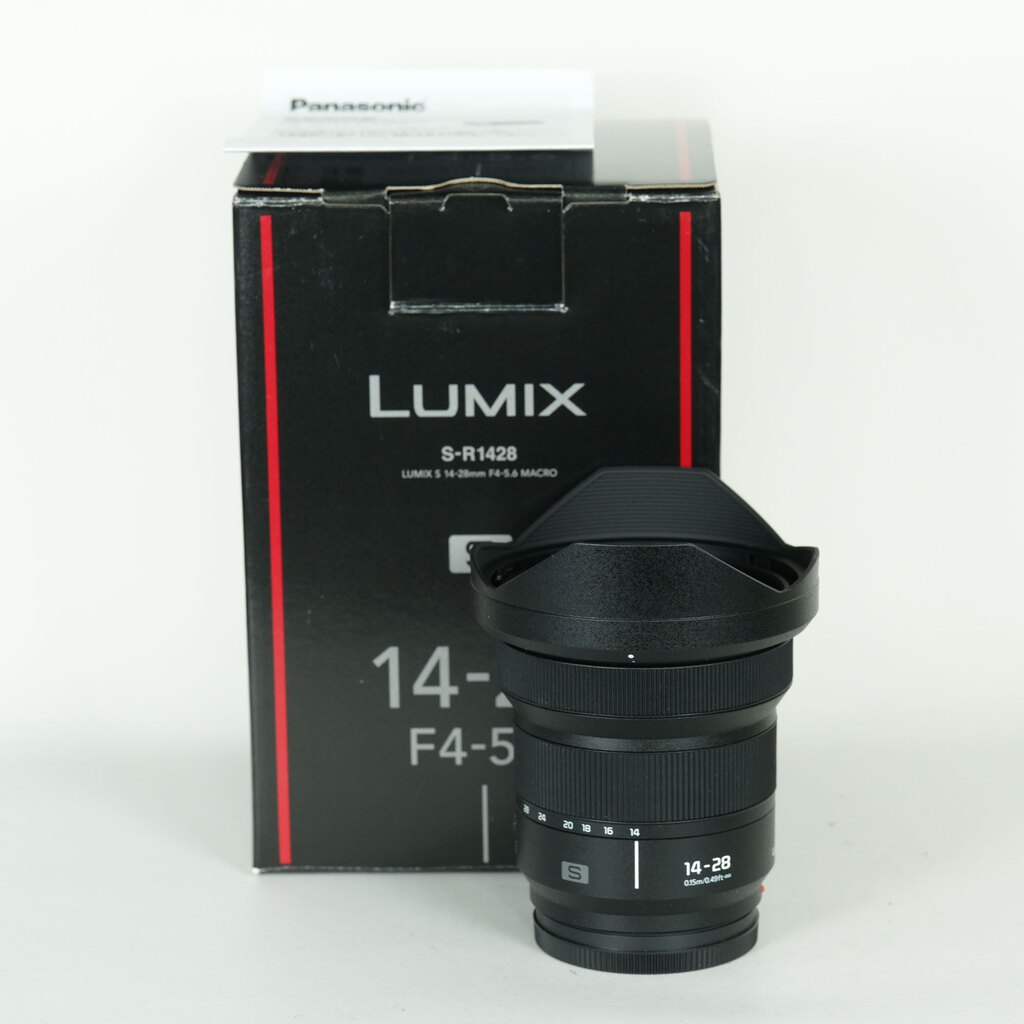 【美品】LUMIX S 14-28mm F4-5.6 MACRO 箱付き Panasonic LUMIX S 14-28mm F4-5.6 MACROの出品 | ONE SCENE（ワンシーン）